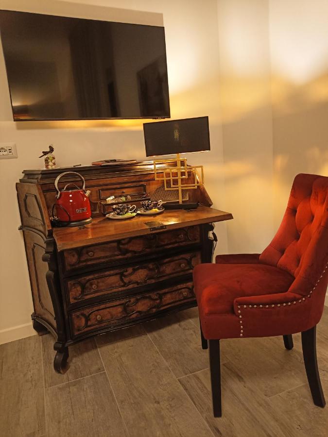"A Casa Di Giacomo" Luxury Rooms Con Aria Condizionata แบร์กาโม ภายนอก รูปภาพ