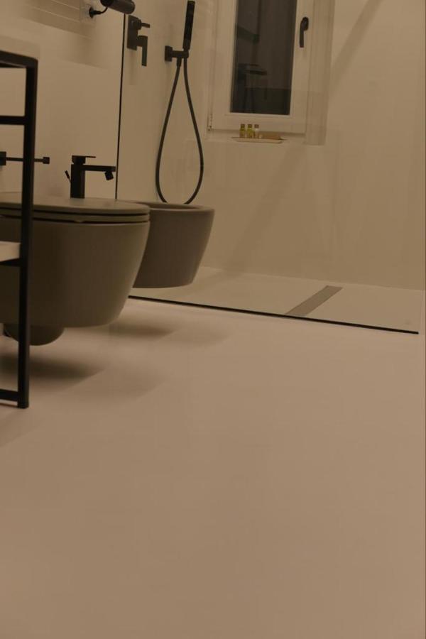 "A Casa Di Giacomo" Luxury Rooms Con Aria Condizionata แบร์กาโม ภายนอก รูปภาพ