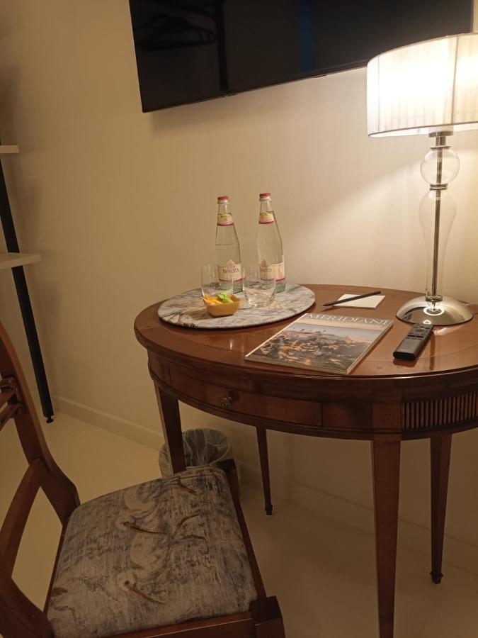 "A Casa Di Giacomo" Luxury Rooms Con Aria Condizionata แบร์กาโม ภายนอก รูปภาพ